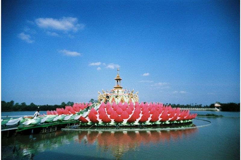 Lomography LomoChrome Color92 film 400 iso / 135-36 / 1kom