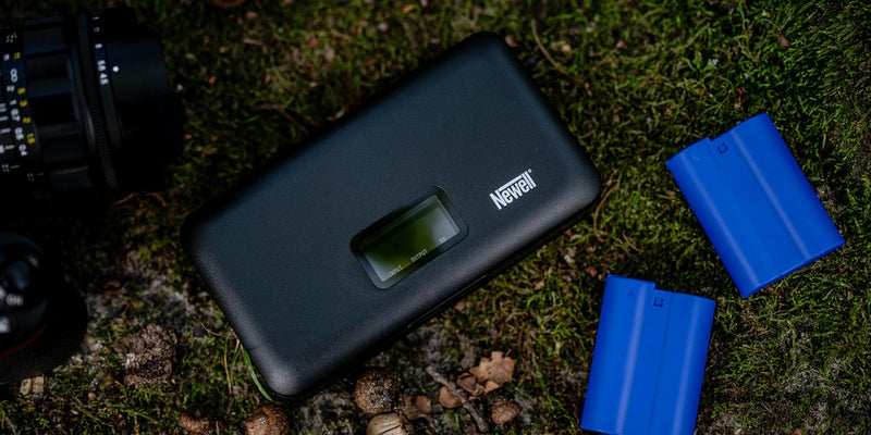 Newell Punjač LCD dual / powerbank / čitač SD kartice (Fuji NP-W126)