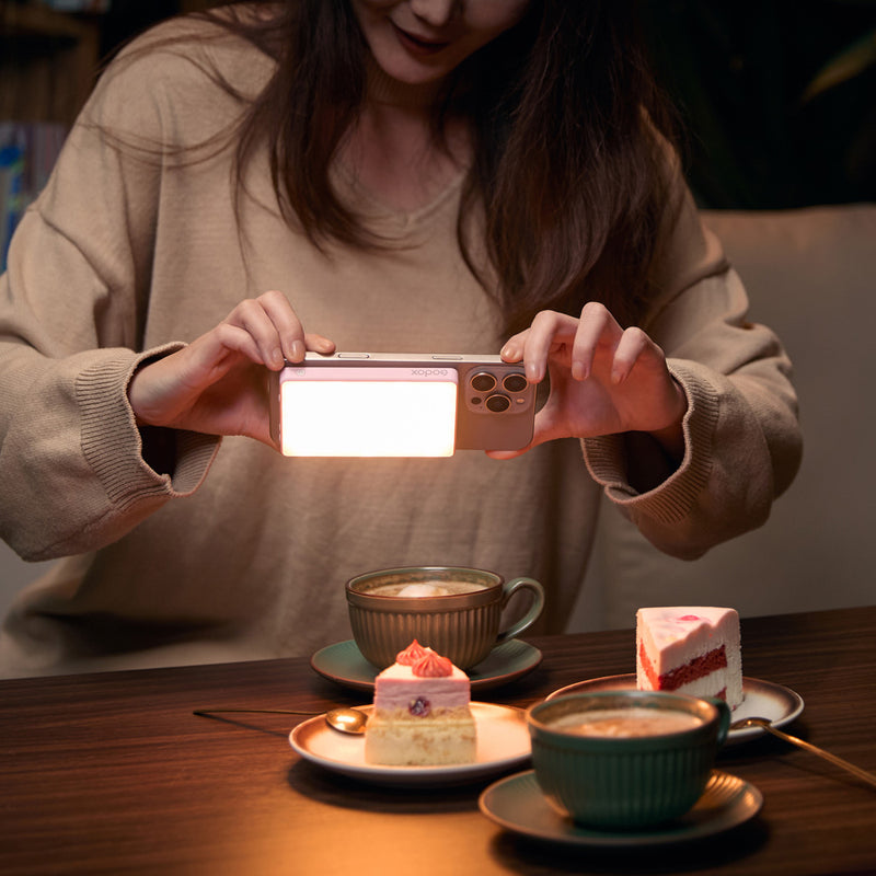 Godox LED MA5R RGB panel & Mobile power bank (Red)