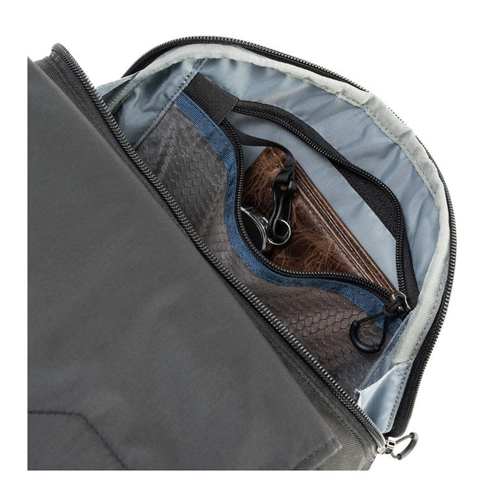 Think Tank - Mirrorless Mover ruksak 18L