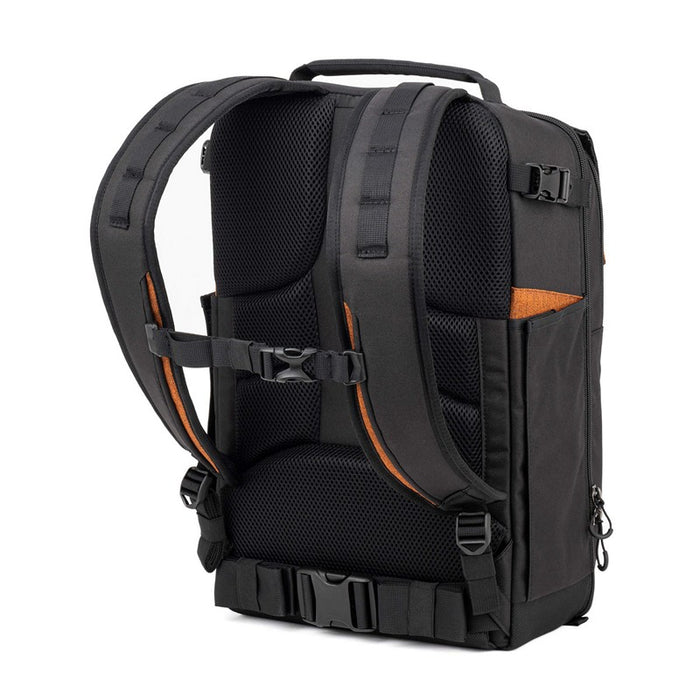 Think Tank - Mirrorless Mover ruksak 18L