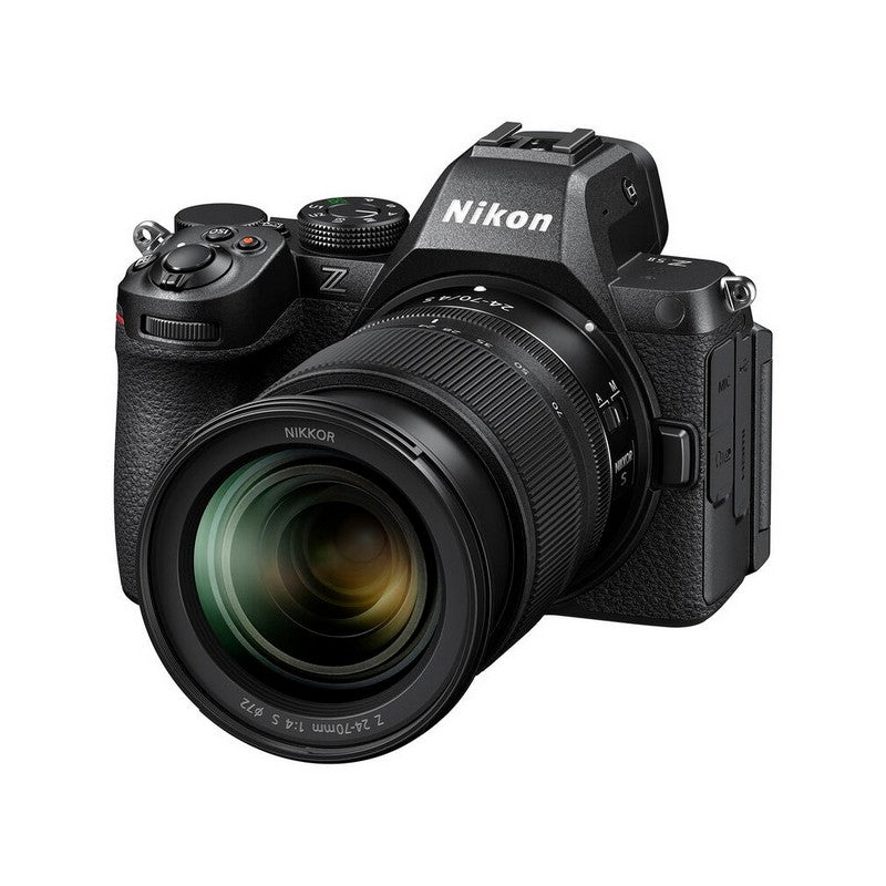 Nikon Z5 II + Z 24-70mm f4