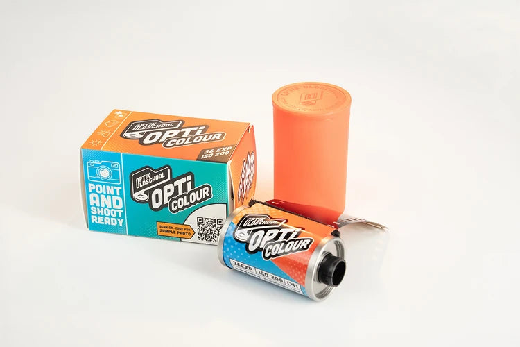 OPTIK OLDSCHOOL OptiColour film 200 135-36 (Daylight)
