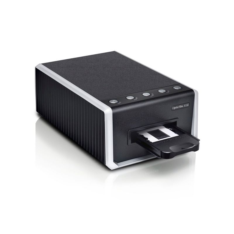 Plustek OpticFilm 135i skener za 35mm film