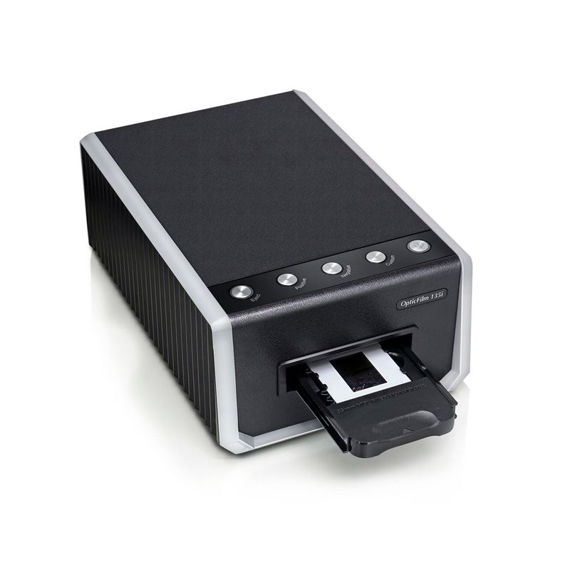 Plustek OpticFilm 135i skener za 35mm film