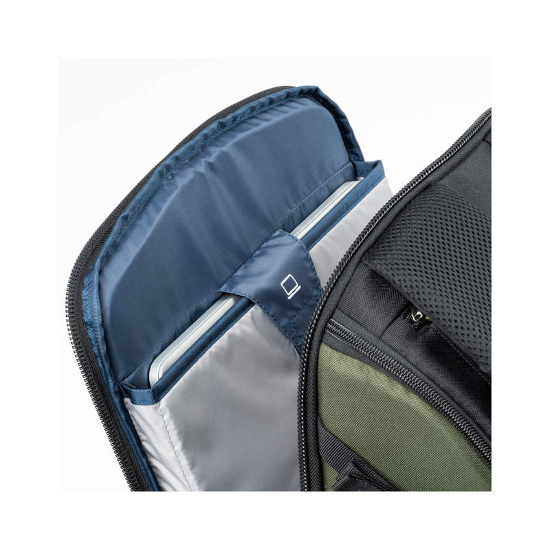 Think Tank - Darklight Backpack 20L Montane Green