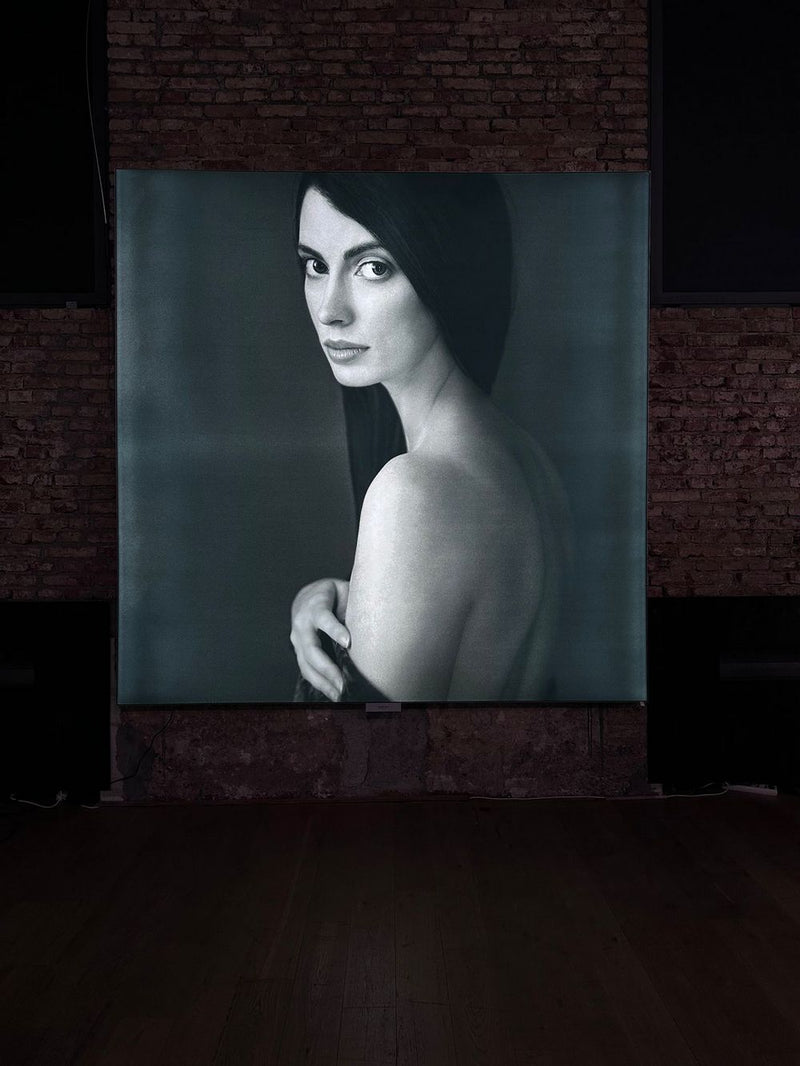 Knjiga - Romano Grozić, WOMAN – monografija