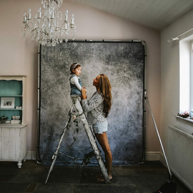 Manfrotto EzyFrame Vintage pozadina 2x2.3m Concrete / s okvirom