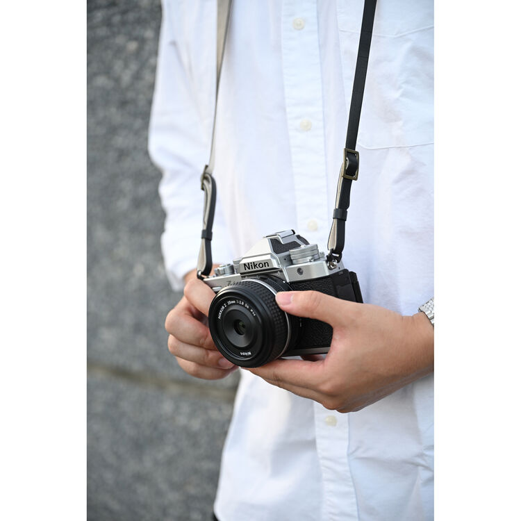 Nikon Z f Digitalni fotoaparat, tijelo (Silver)