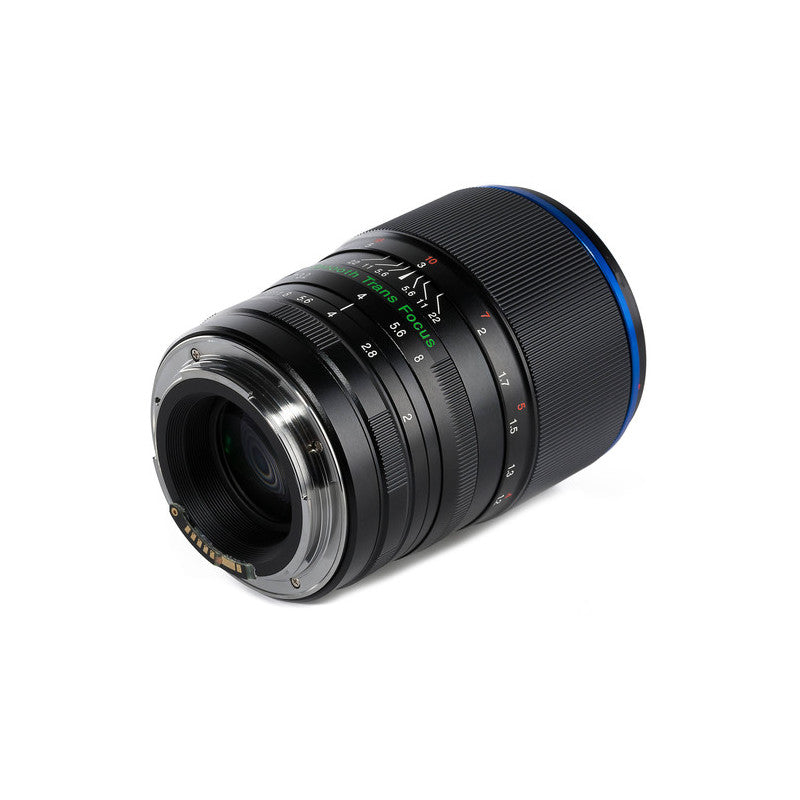 Laowa 105mm f/2 STF  Smooth transfocus (Nikon F)