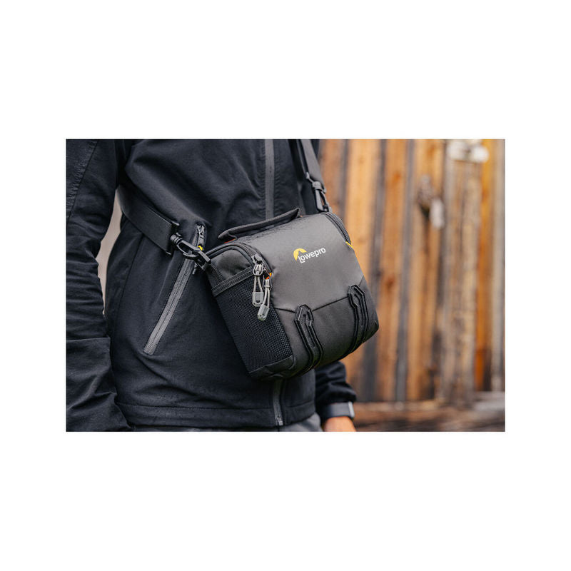 Lowepro Torba Adventura SH 120 III Black