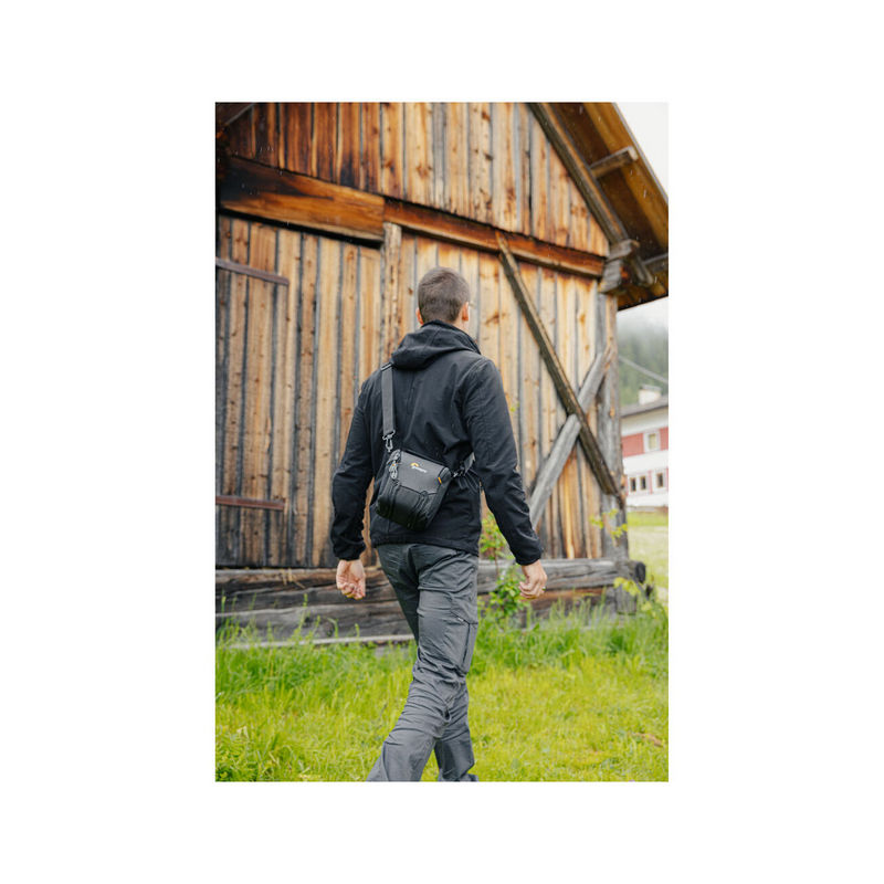 Lowepro Torba Adventura SH 120 III Black