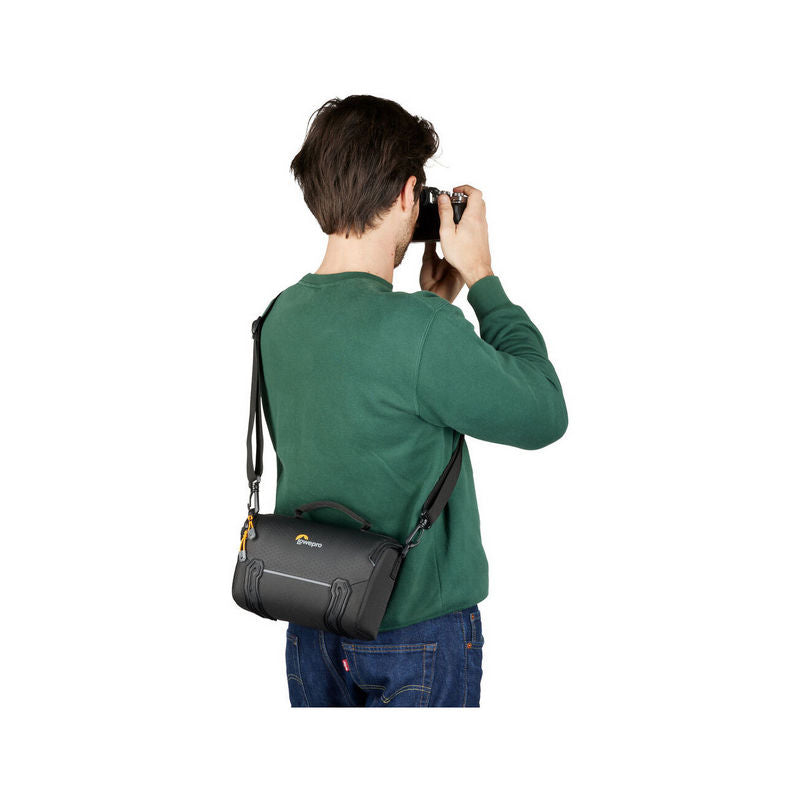 Lowepro Torba Adventura SH 160 III Black