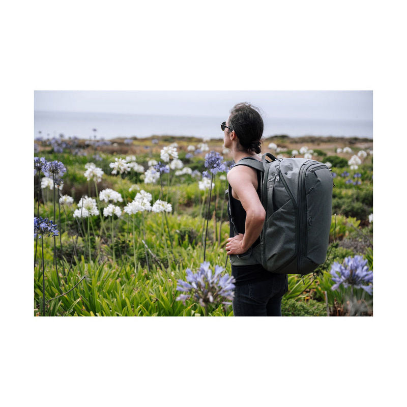 Peak Design Travel Backpack 45L Sage Green