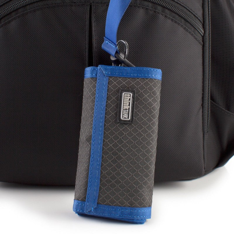 Think Tank Pixel Pocket Rocket™ BLUE, etui za 10 CF memorijskih kartica